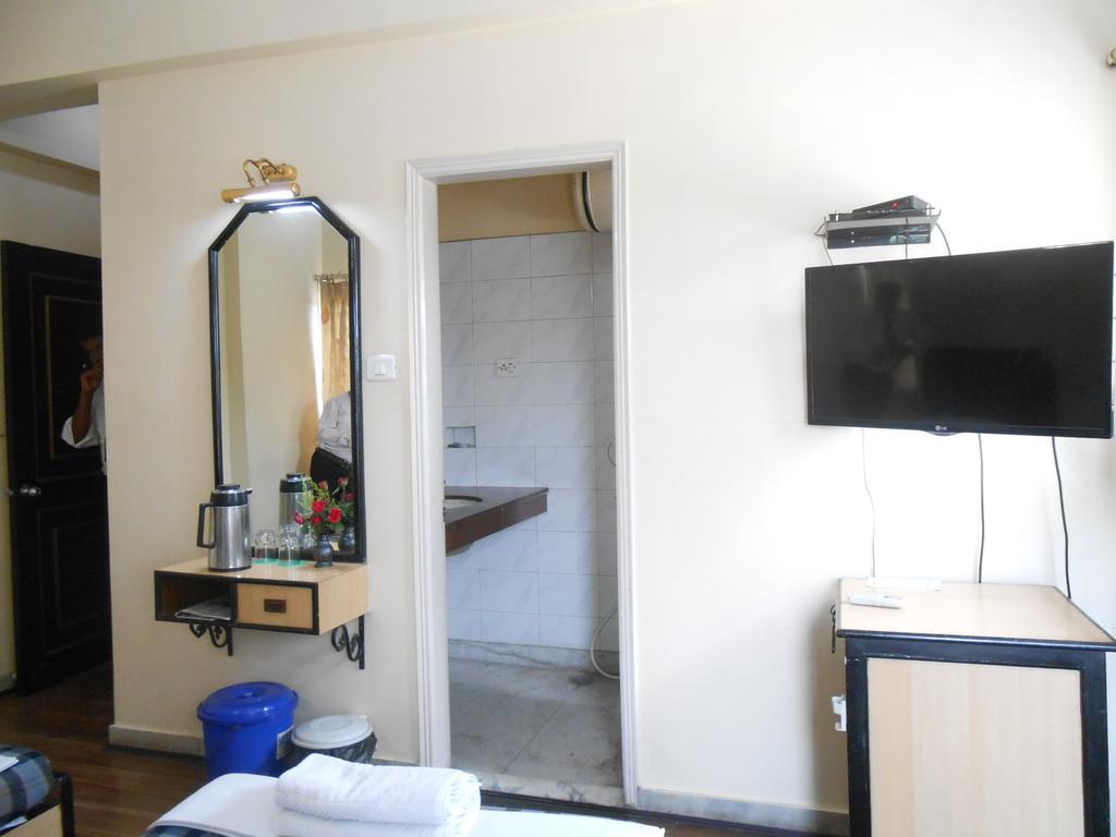 Hotel Akash Deep Calcutta Eksteriør billede