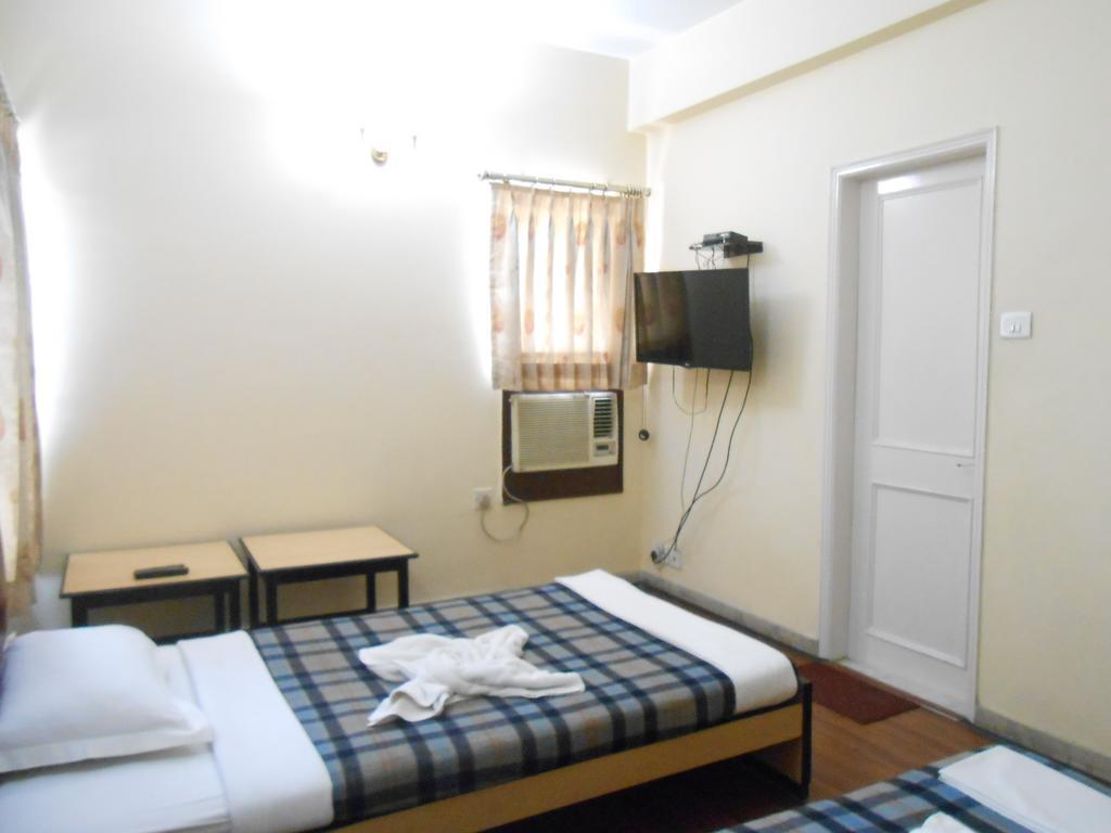 Hotel Akash Deep Calcutta Eksteriør billede