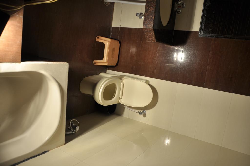 Hotel Akash Deep Calcutta Eksteriør billede
